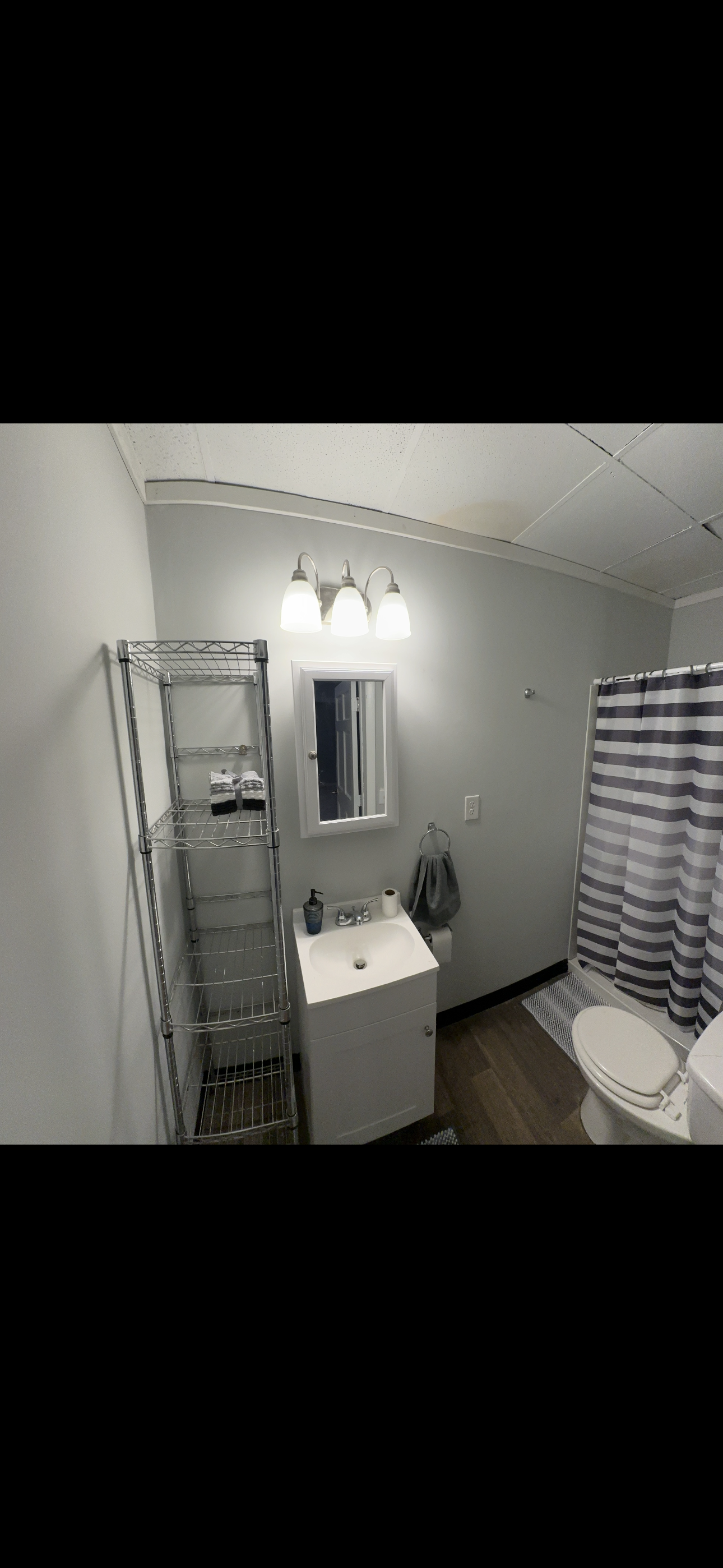Studio Apartment Four — Island Bar